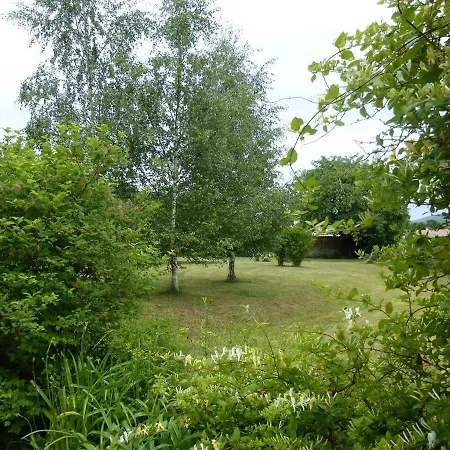Holiday home Les 5 Pieds De Vigne Emeringes